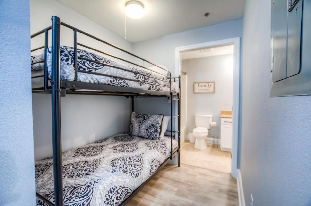 פנמה סיטי ביץ' Brand New! Laketown Wharf 633! Amazing 3 Bd, Great Location, And Awesome Amenities! מראה חיצוני תמונה