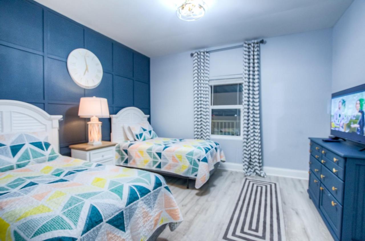 פנמה סיטי ביץ' Brand New! Laketown Wharf 633! Amazing 3 Bd, Great Location, And Awesome Amenities! מראה חיצוני תמונה