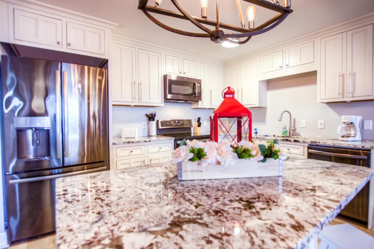פנמה סיטי ביץ' Brand New! Laketown Wharf 633! Amazing 3 Bd, Great Location, And Awesome Amenities! מראה חיצוני תמונה