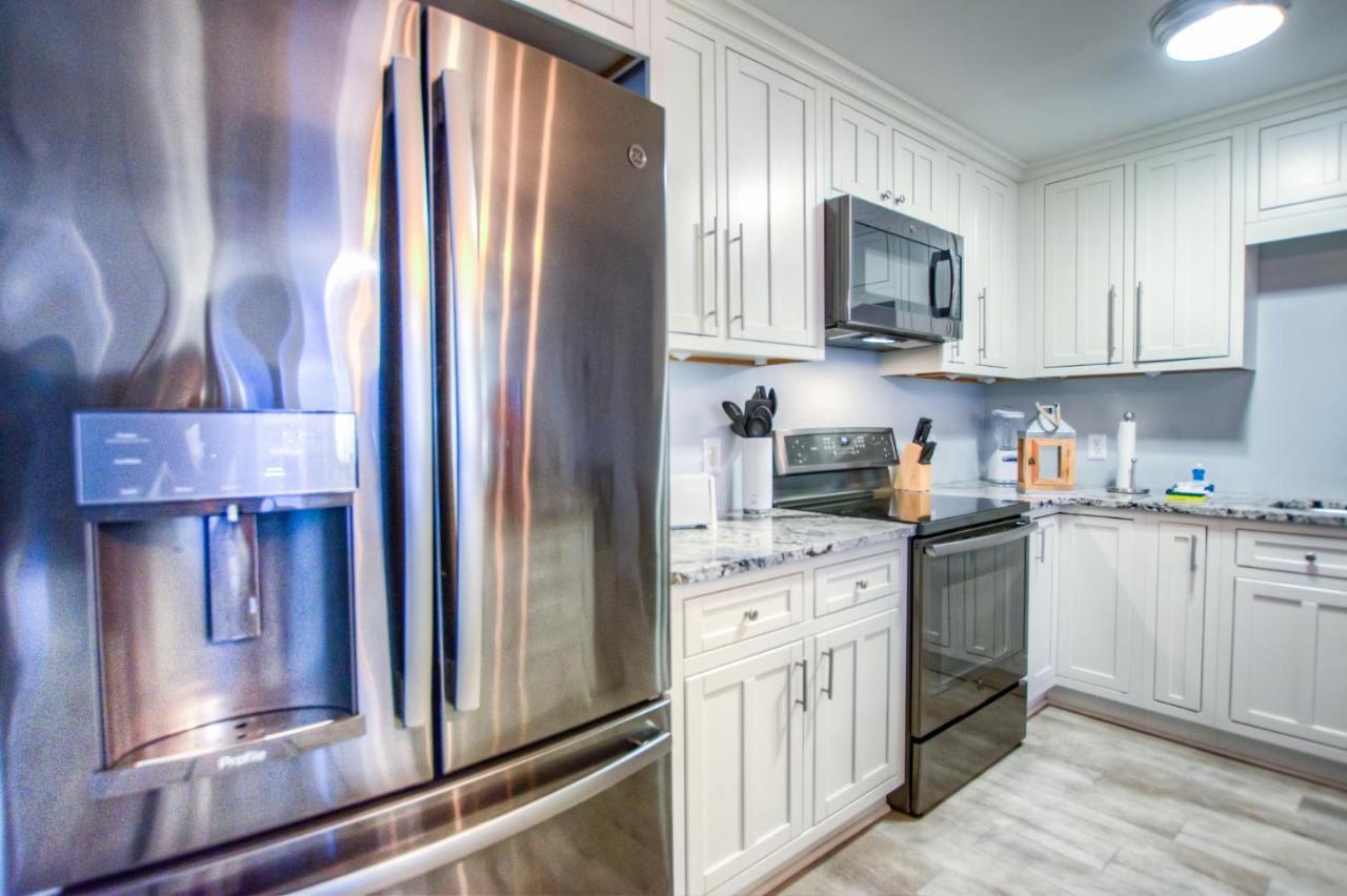 פנמה סיטי ביץ' Brand New! Laketown Wharf 633! Amazing 3 Bd, Great Location, And Awesome Amenities! מראה חיצוני תמונה