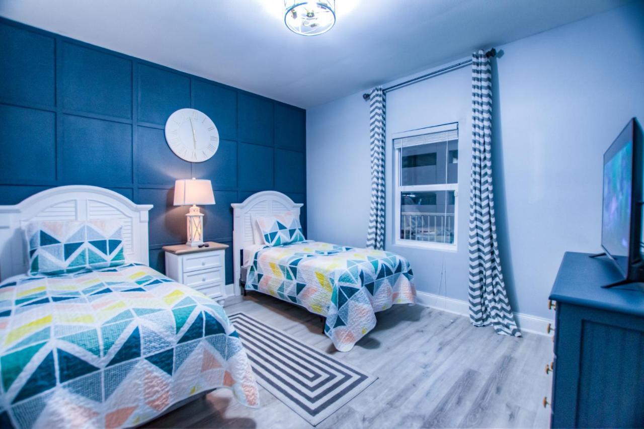 פנמה סיטי ביץ' Brand New! Laketown Wharf 633! Amazing 3 Bd, Great Location, And Awesome Amenities! מראה חיצוני תמונה