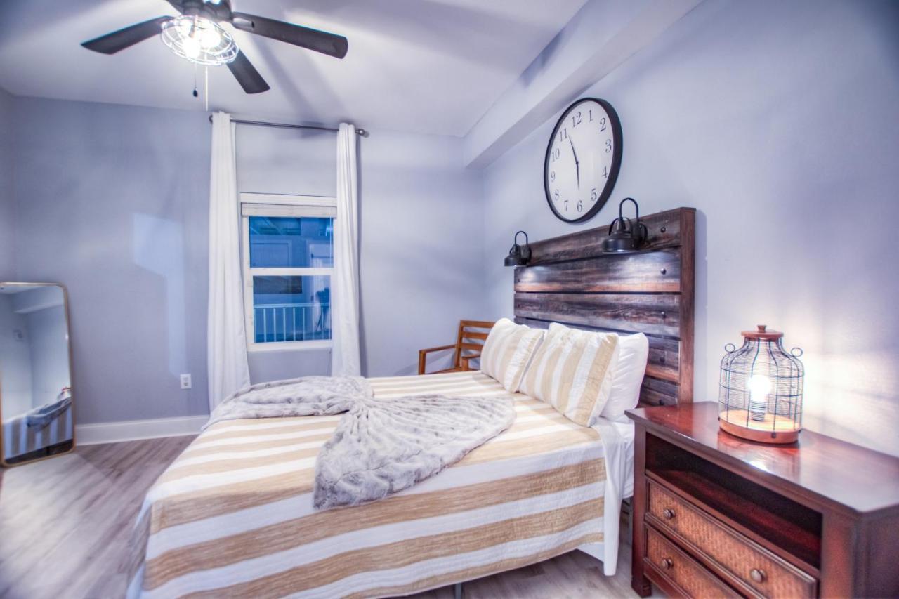פנמה סיטי ביץ' Brand New! Laketown Wharf 633! Amazing 3 Bd, Great Location, And Awesome Amenities! מראה חיצוני תמונה