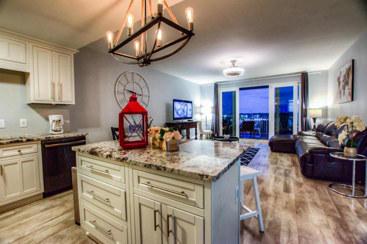 פנמה סיטי ביץ' Brand New! Laketown Wharf 633! Amazing 3 Bd, Great Location, And Awesome Amenities! מראה חיצוני תמונה